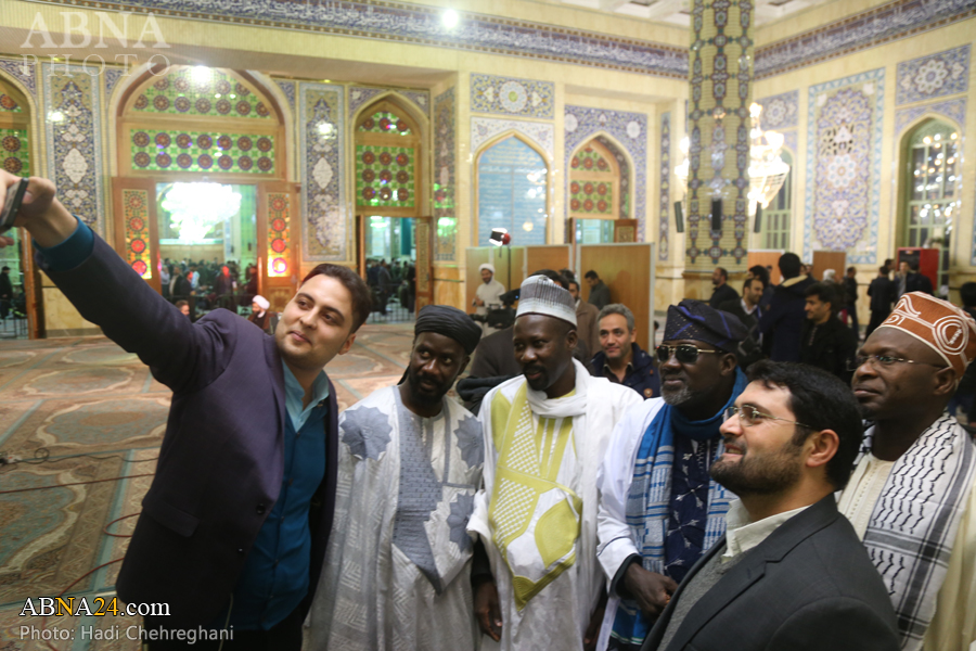 Los Miembros de la Cofradía Tiyaniyyah de Senegal Visitaron la Mezquita de Yamkarán