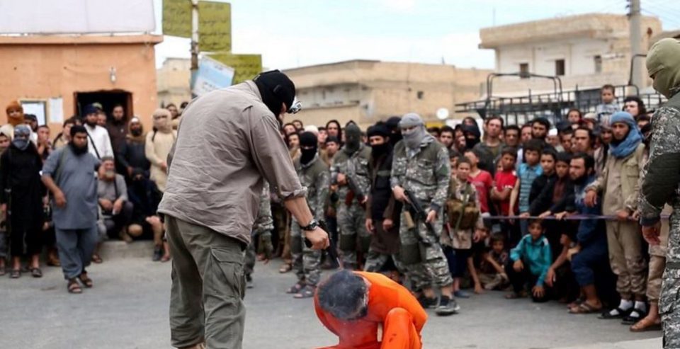 ISIS executes 13 Iraqi civilians for uprising