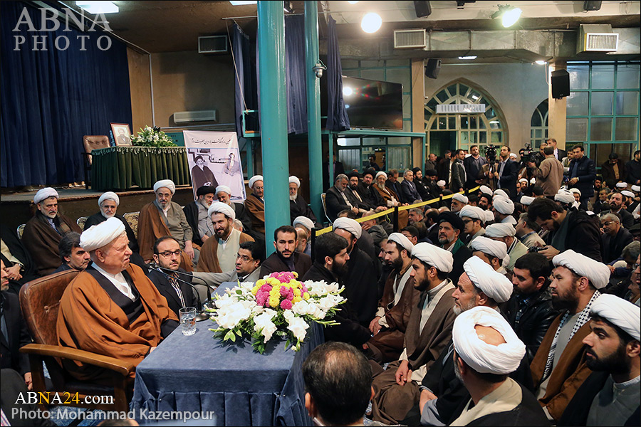 تقرير مصور/ أربعينية المرجع الديني آية الله "موسوي اردبيلي" بمشاركة آية الله "رفسنجاني" في طهران