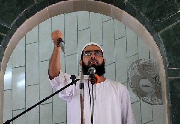 1000 دولار راتب خطباء داعش في الموصل