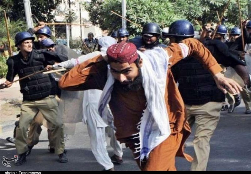 تحریک لبیک یا رسول کے زیر اہتمام لاہور میں اسلام بچاؤ مارچ پر پولیس کا حملہ