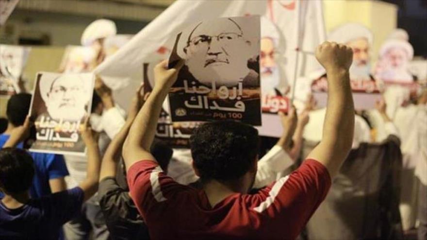 Bahreïnies effectuer des marches en solidarité avec le cheikh Qassim