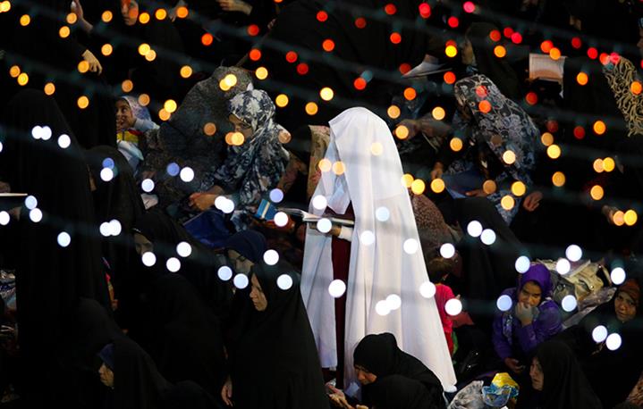 German lady converts to Shia Islam in Razavi Holy Shrine