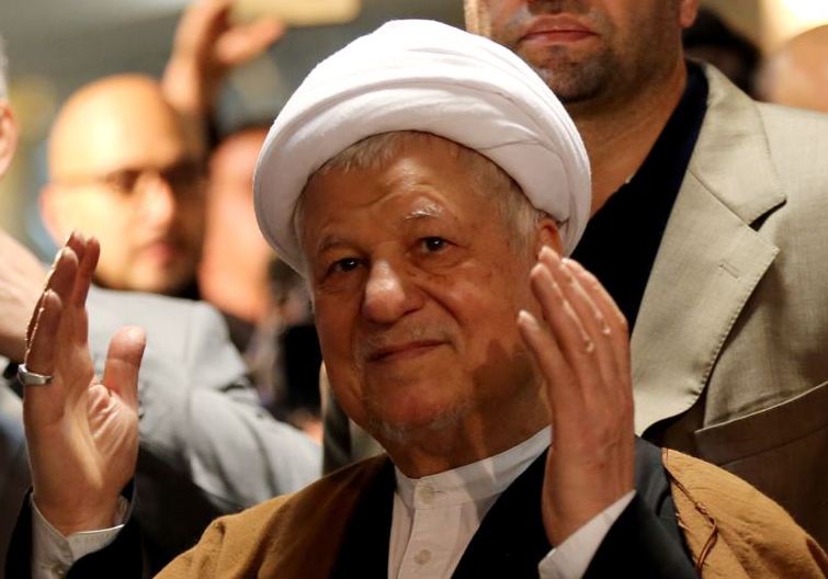 آية الله رفسنجاني سيوارى الثرى بجوار مرقد الإمام الخميني (رض) 