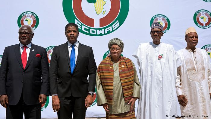 Viongozi wa Afrika Magharibi waendelea kumshawishi Rais Jammeh aachie madaraka