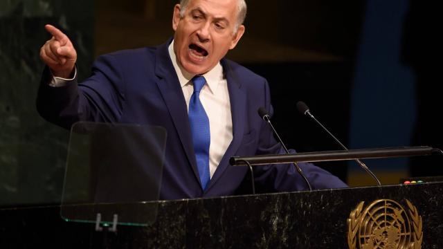 La conférence de Paris pour la paix est une « imposture », dit Netanyahu