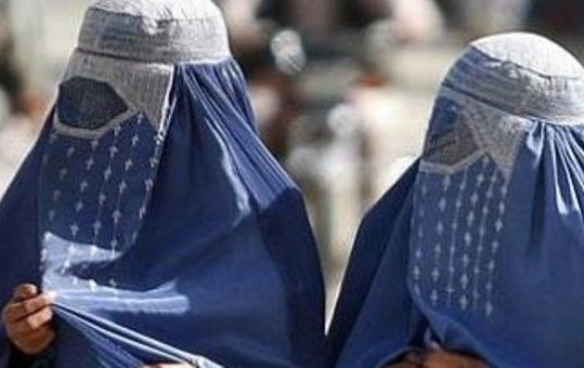 القبض على أفغاني تزوج من شقيقتين في ليلة واحدة!