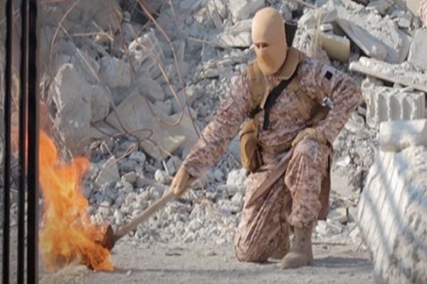 داعش نے ایک عراقی ماں کو 4 بچوں سمیت آگ میں زندہ زندء جلا دیا