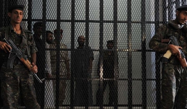 Activist: Political Bahraini inmates sterilized in prison in British methods