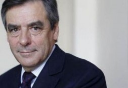 François Fillon persiste sur le contrôle administratif du culte musulman