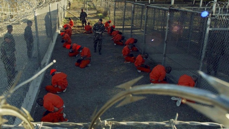 EUA transferem 10 prisioneiros do Guantánamo para Omã