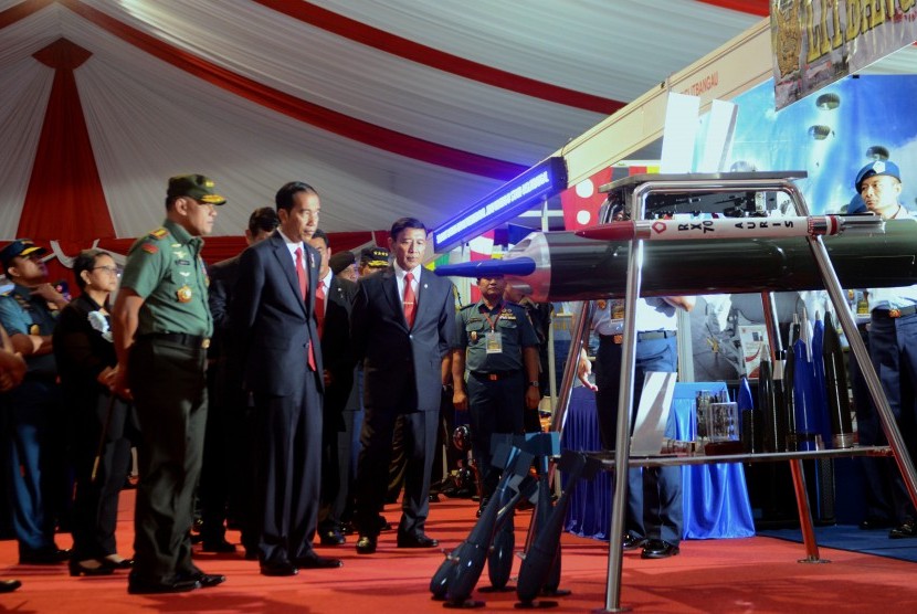 Jokowi Minta TNI Samakan Visi dengan Pemerintah