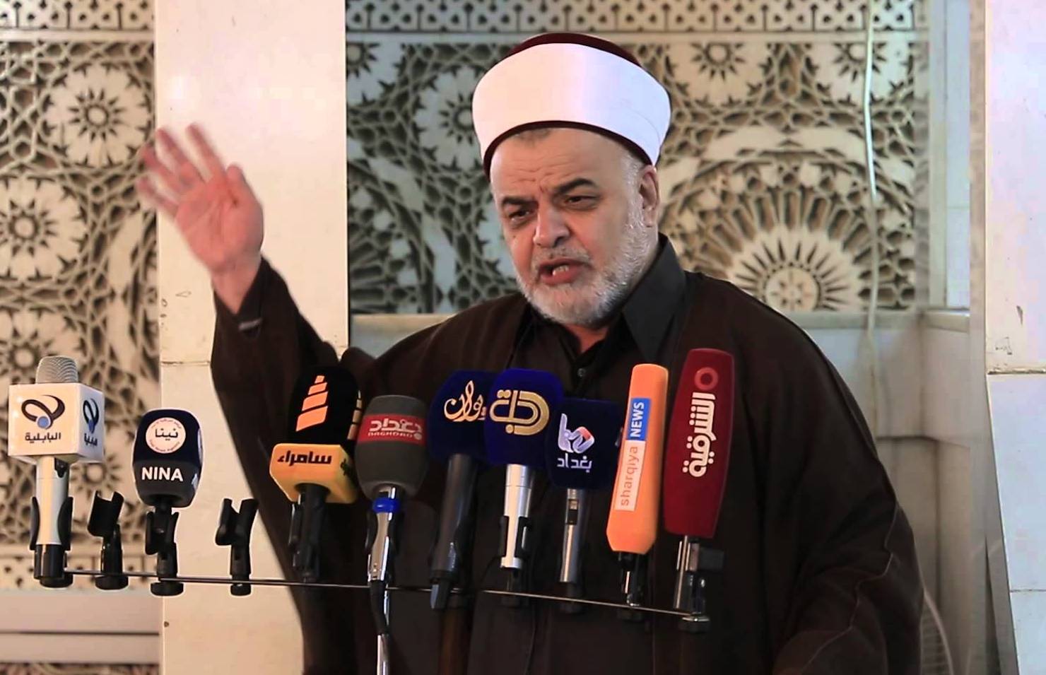 اعتقال اربعة مسلحين حاولوا اغتيال امام وخطيب جامع ابو حنيفة ببغداد