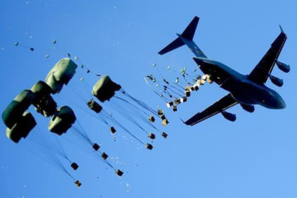 アメリカがシリアのテロリストに軍事支援