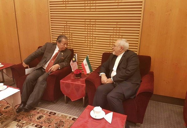 ایران اور ملائشیا کے وزراء خارجہ کی ملاقات
