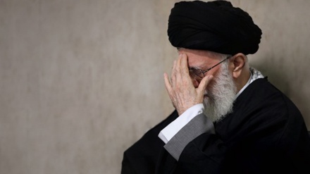Schreiben des Revolutionsoberhaupt nach dem Hochhauseinsturz in Teheran