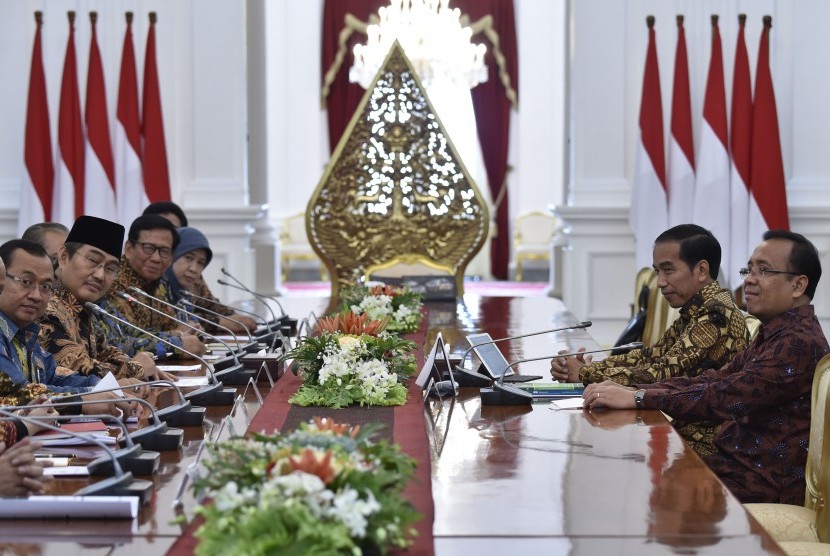 Presiden Jokowi Undang Pengurus ICMI di Istana Merdeka