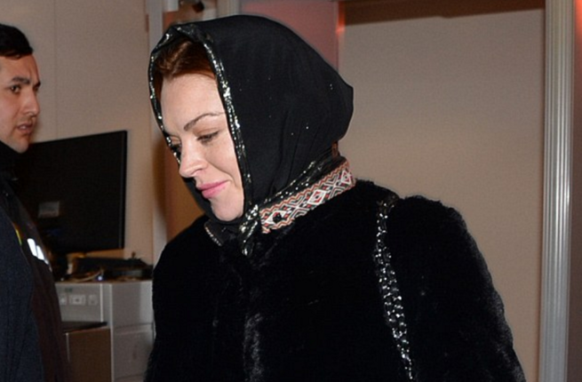 Muslims welcome Landsay Lohan to Islam / Pics