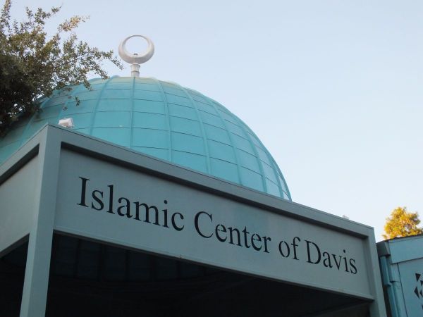 We stand in support of our Muslim neighbors