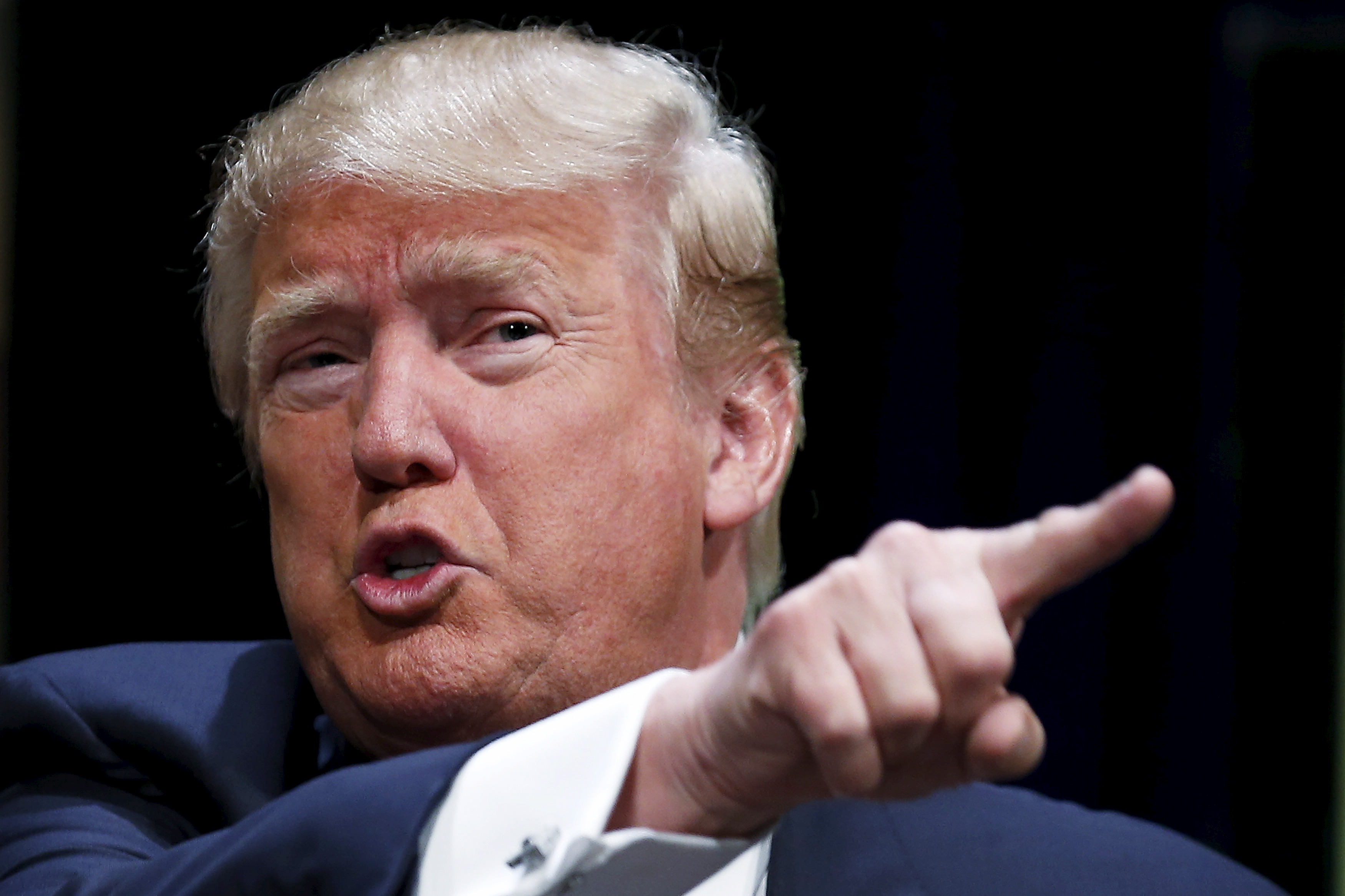 “La Cruzada de Trump Vuelve a Atacar a los Musulmanes” 