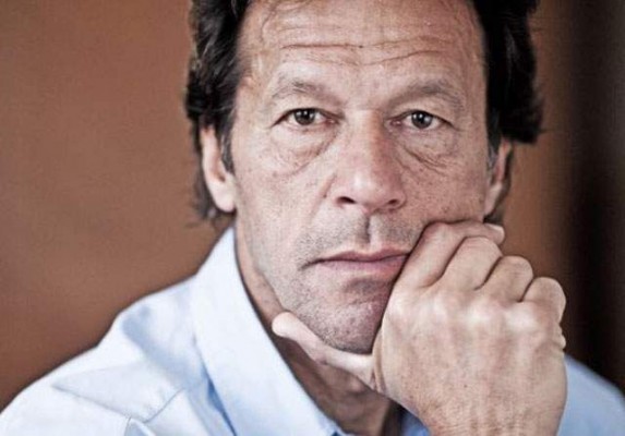 تحریک انصاف کے سربراہ : ٹرمپ کے اقدام پر ایران کا جواب قابل تعریف ہے 