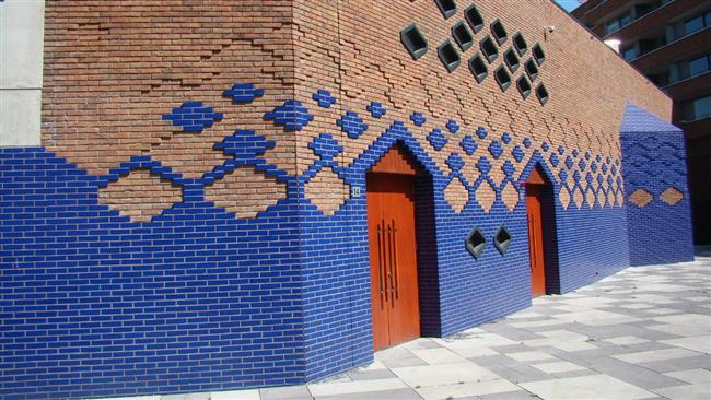 Four large mosques in Holland close doors after Quebec attack