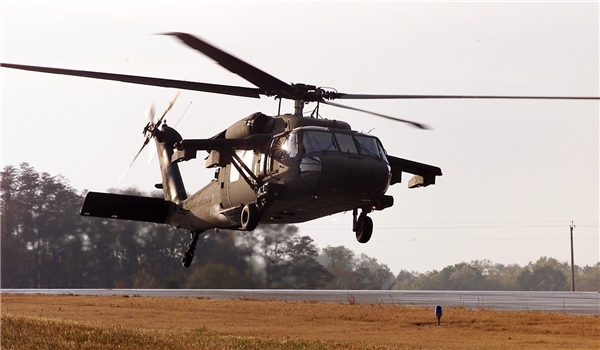 US army cargo aircraft lands in ISIS-held area