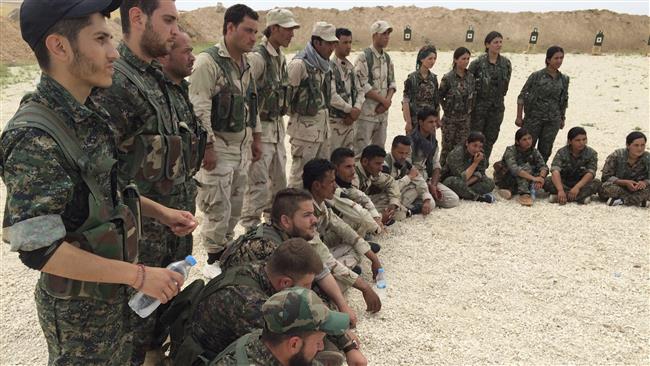 American armored vehicles arrive for Syrian opposition for first time