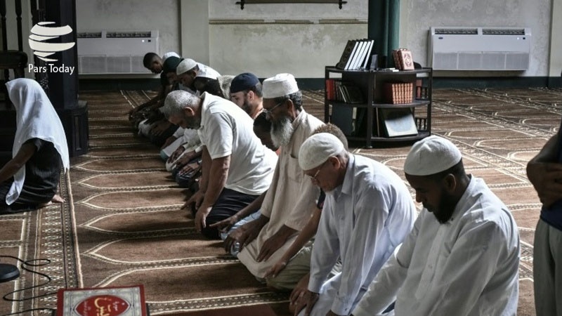 An Rufe Manyan Masallatan Kasar Holland