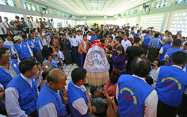 လူစြမ္းေကာင္းတစ္ေယာက္ရဲ႕ အိမ္ျပန္ခ်ိန္