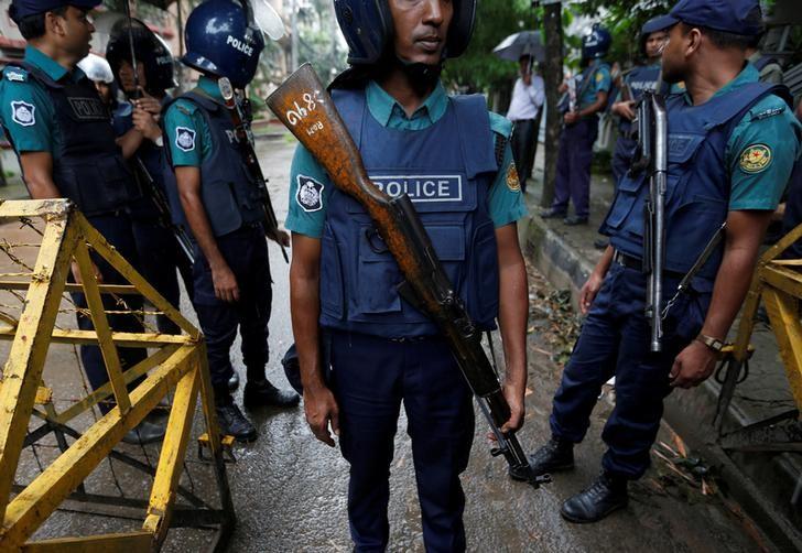 Bangladesh Police arrest four linked to Dhaka cafe attack 