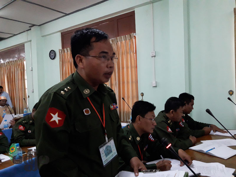 တပ္မေတာ္သားကိုယ္စားလွယ္မွ တပ္ ၂ တပ္ၾကားရိွ ေက်းရြာမီးလင္းေရး အဆိုျပဳ