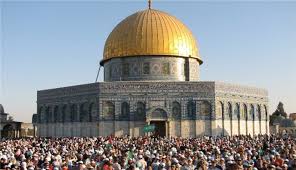 فلسطین کے امام جمعہ کی امت مسلمہ کو صہیونی ریاست سے ہوشیار رہنے پر تاکید