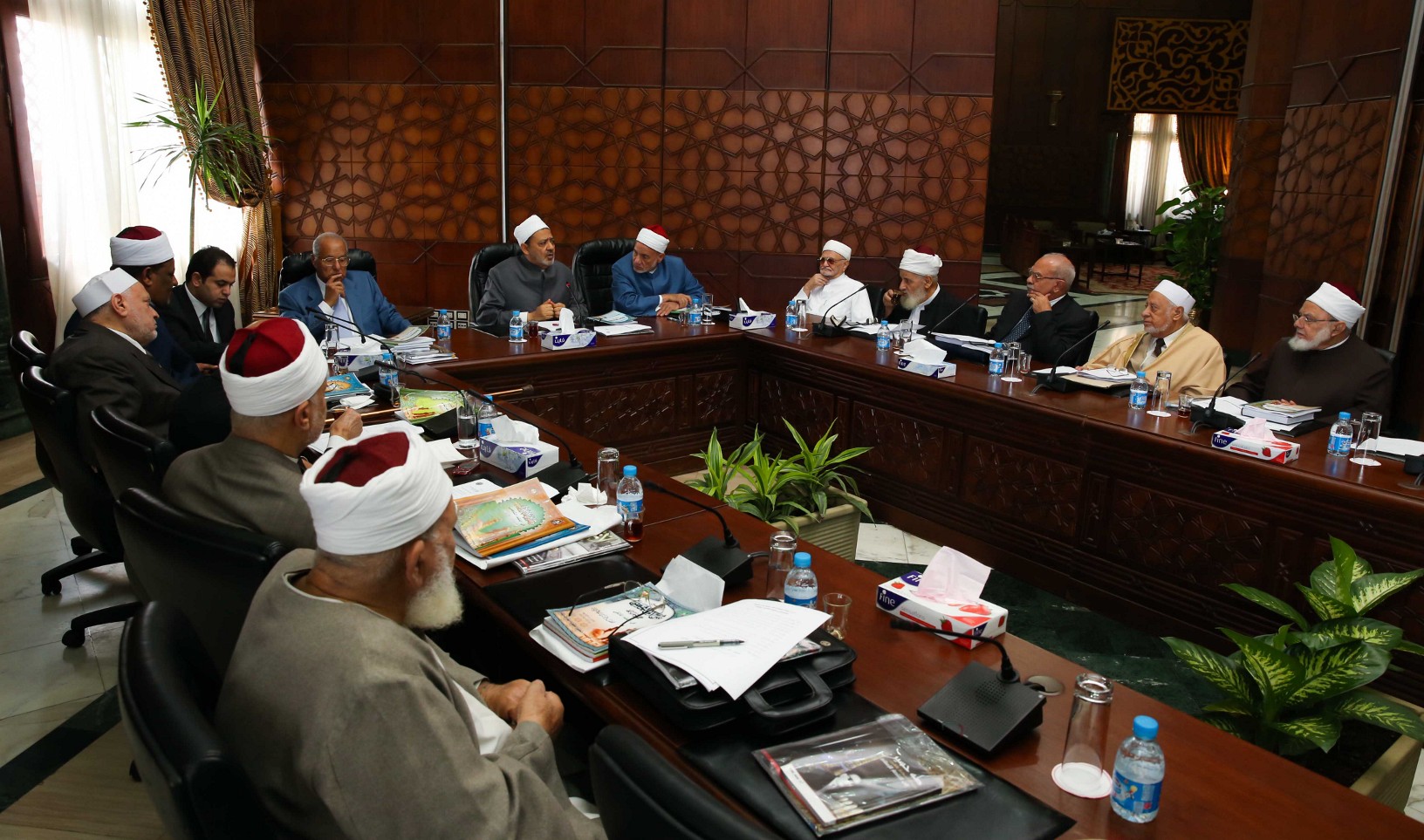الأزهر يصدر بيانا ويعارض السيسي في "الطلاق شفويا" بعد منعه بقانون
