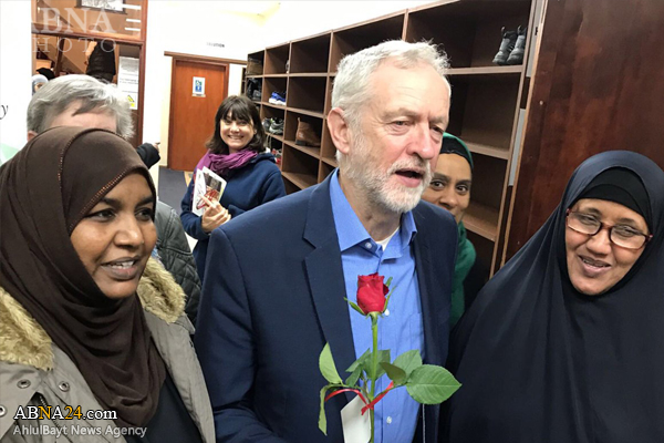 UK: Labour Party leader attends 'Visit My Mosque Day' / Photos