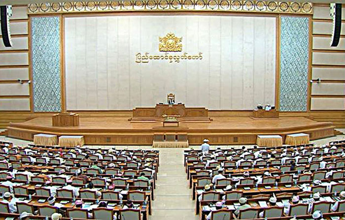 ရခိုင္ဖြံ႔ၿဖိဳးေရး ေငြက်ပ္သန္း ၃၆၀၀ ေက်ာ္ စနစ္တက်သံုးရန္ လႊတ္ေတာ္တြင္ ေဆြးေႏြး