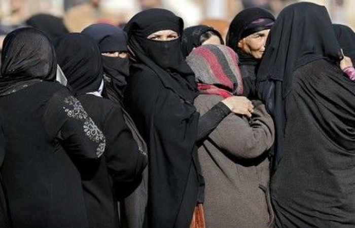 قصص مرعبة عن داعش التكفيري وحكايات نساء الموصل تدمي القلوب!!