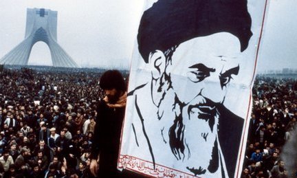  ماذا يميز الثورة الإسلامية عن باقي الثورات في العالم؟