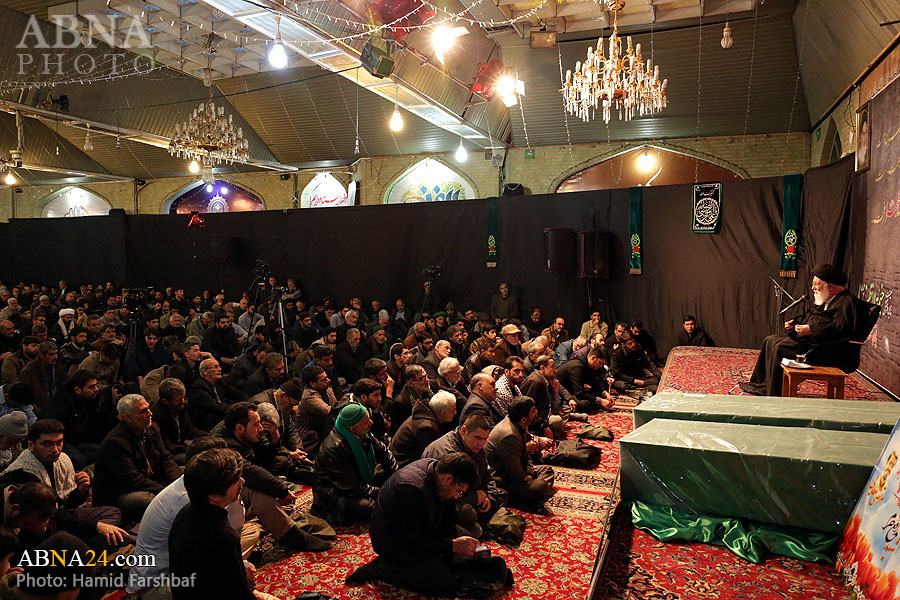 Cérémonie de pleurer pour Martyre de Sayyedah Fatimah (P) à Mashhad