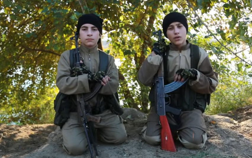 ISIS brainwashes abducted Izadi children into becoming bombers / Pics