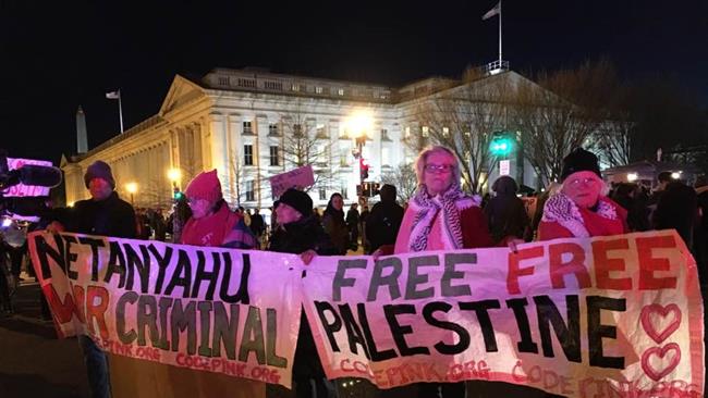 Americans protesters chant “Bibi go home" as Netanyahu visits US