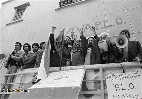 طهران تحيي ذكرى إقامة "سفارة فلسطين"