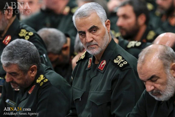 Kamanda Qasim Suleimani awasili nchini Urusi kwaajili ya kuonana na viongozi wa nchi hiyo Kamanda Qasim Suleimani awasili nchini Urusi kwaajili ya kuonana na viongozi wa nchi hiyo