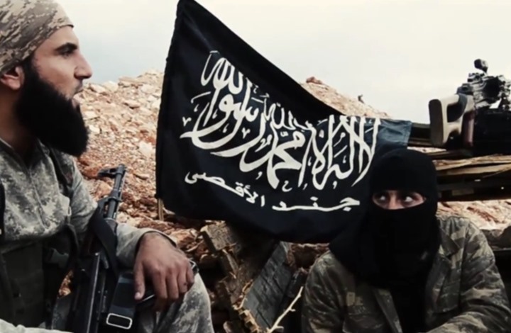 جماعة تكفيرية تعدم 41 مسلحا من النصرة الارهابية في شمال غرب سوريا