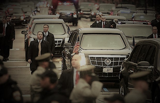 Флоридада Трампын автомобил карваныны даша басдылар – Әҝәр бу Бакыда олсајды нә оларды?