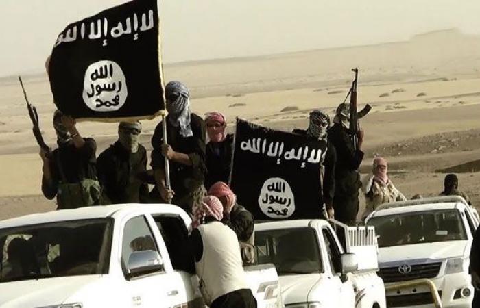 قادة تنظيم "داعش" بدأوا بالانسحاب من الرقة