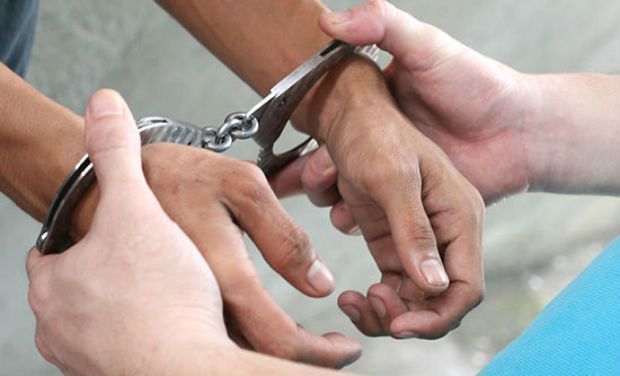 Kuwait jails senior official for joining ISIS