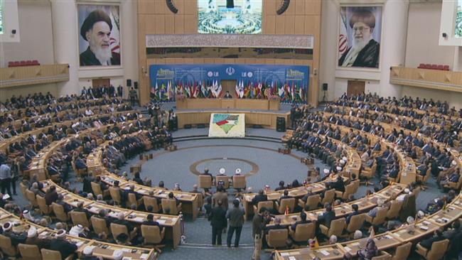 Imam Khamenei Pays Tribute to Martyrs of Palestinian Intifada