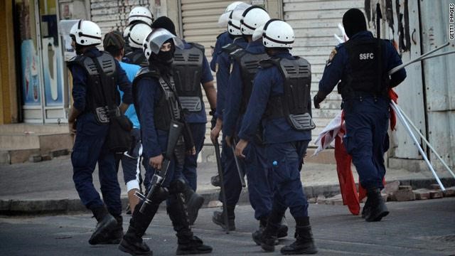 السلطات تسجن مواطنا وزوجته لمدة عام في قضايا ذات خلفية سياسية