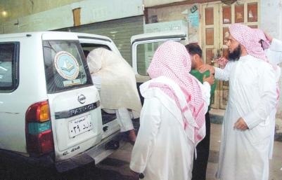 الشباب السعودي ينتفض: لا نريد شرطة دينية تراقبنا في الشوارع